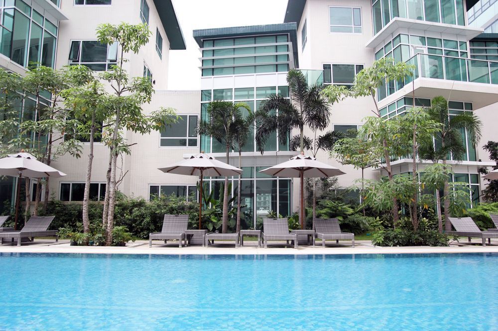 סן פדרו מקאטי Aruga Apartments By Rockwell Makati מראה חיצוני תמונה